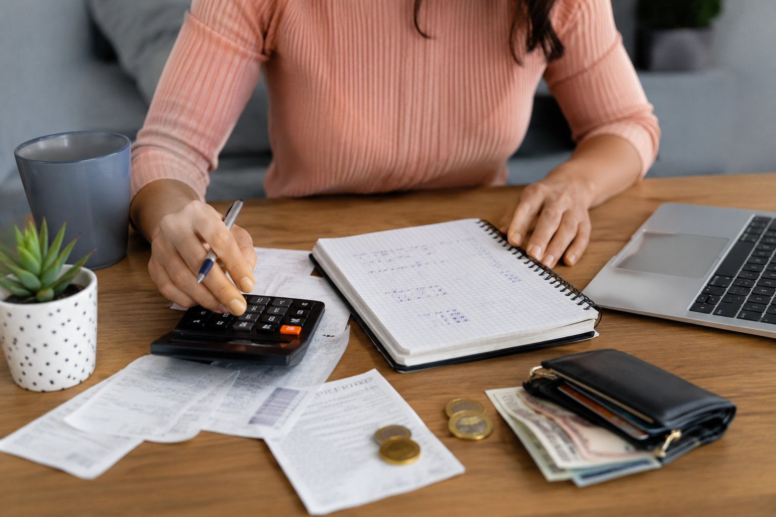 Budget mensuel : comment gérer ses finances quand on gagne le SMIC ?